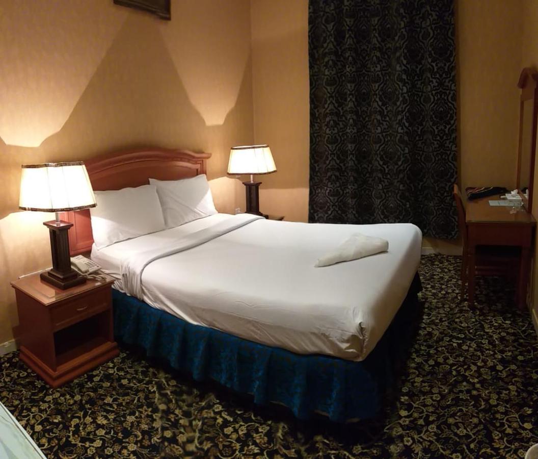 Qasr Al Khalij Hotel ริยาดห์ ภายนอก รูปภาพ